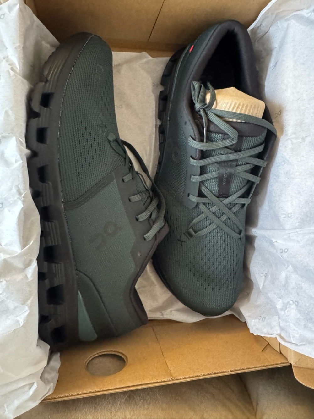 Men's Athletic Running Shoes in Dark Green